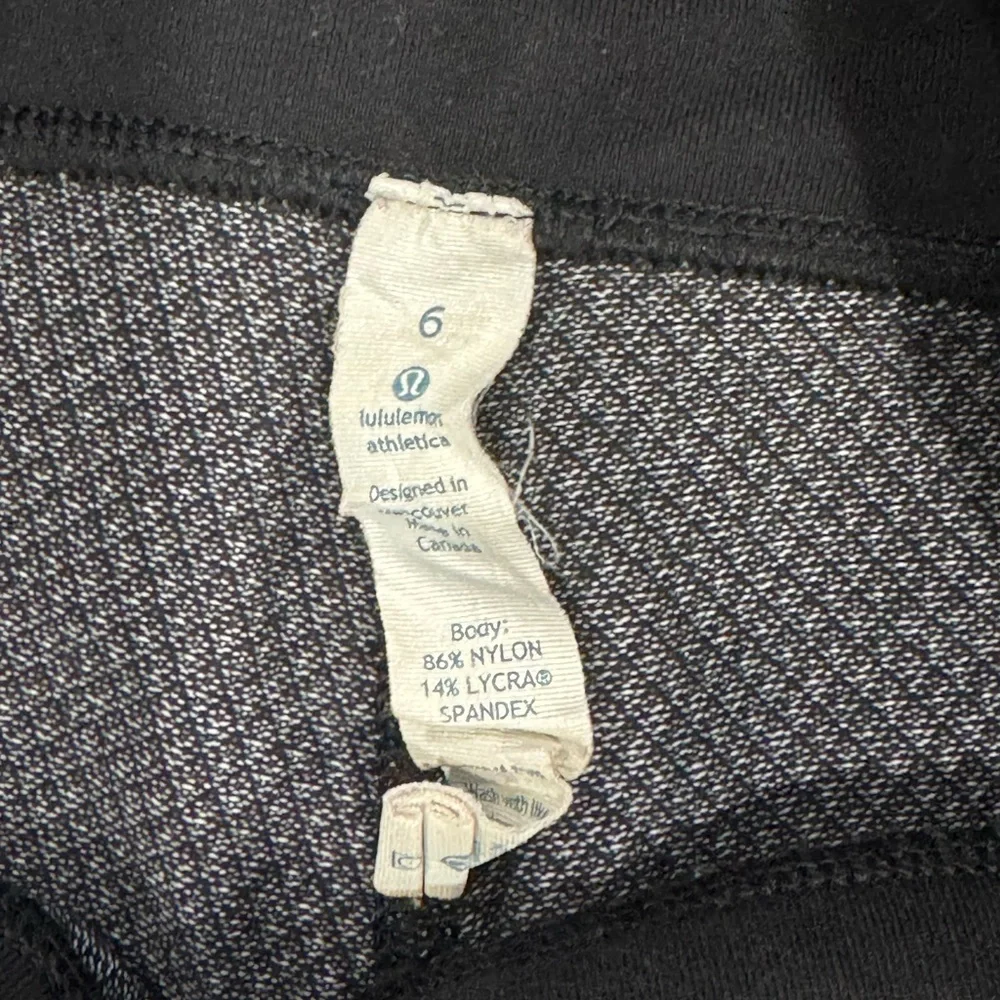 Lululemon Athletica Black Leggings Streamlined Fit